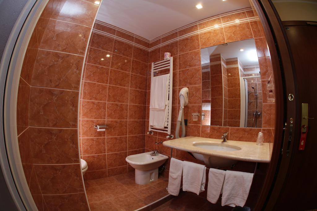 Hotel Colonna Brindisi Esterno foto